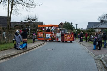 Bild 83 - Latuff Umzug